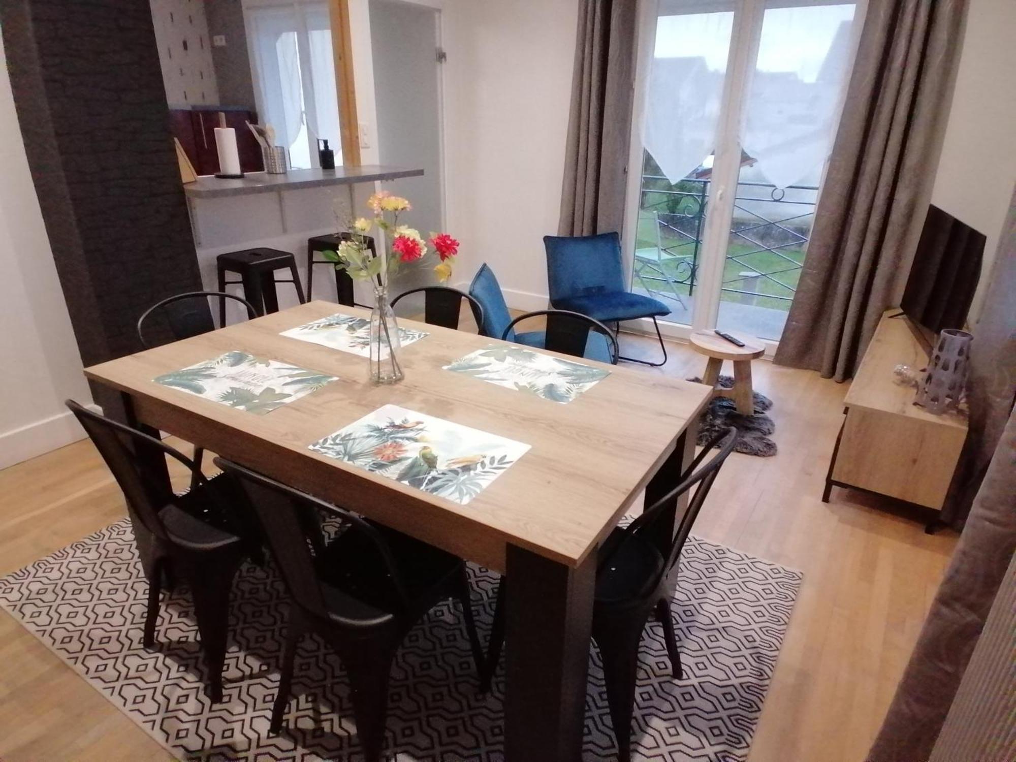 Maison De Ville 70M² Champagnole Buitenkant foto